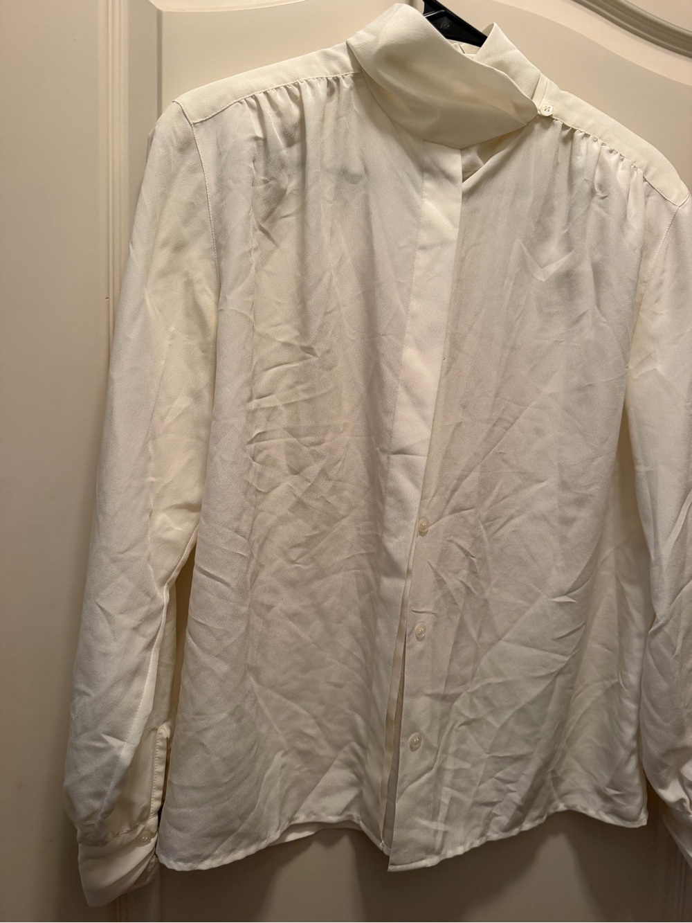 Rena Rowan for Saville Cream Blouse - Picture 4 of 9
